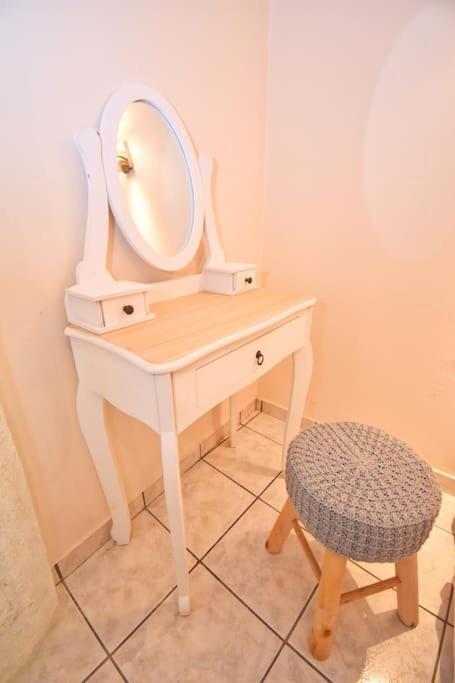 Casa Nikol In Garitsa Bay Corfu - High Speed Wifi Apartament *