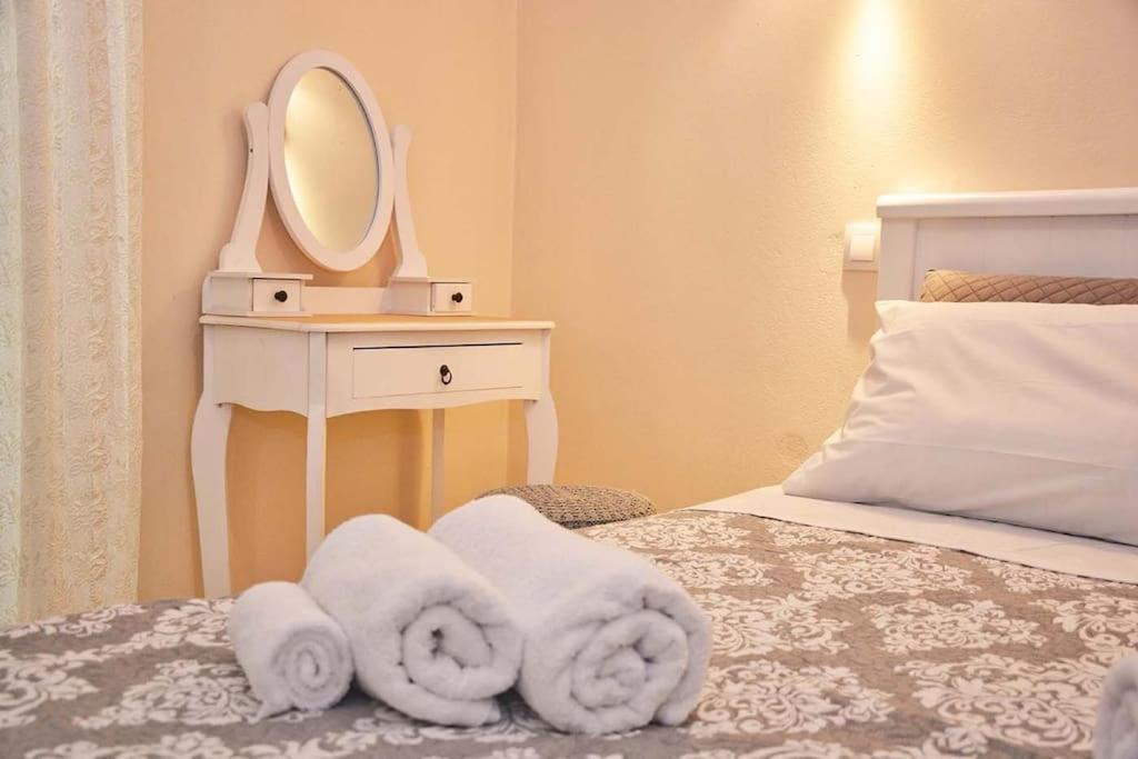Casa Nikol In Garitsa Bay Corfu - High Speed Wifi Apartament Anemomylos