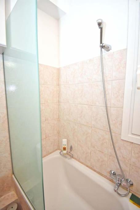 Casa Nikol In Garitsa Bay Corfu - High Speed Wifi Apartament Anemomylos